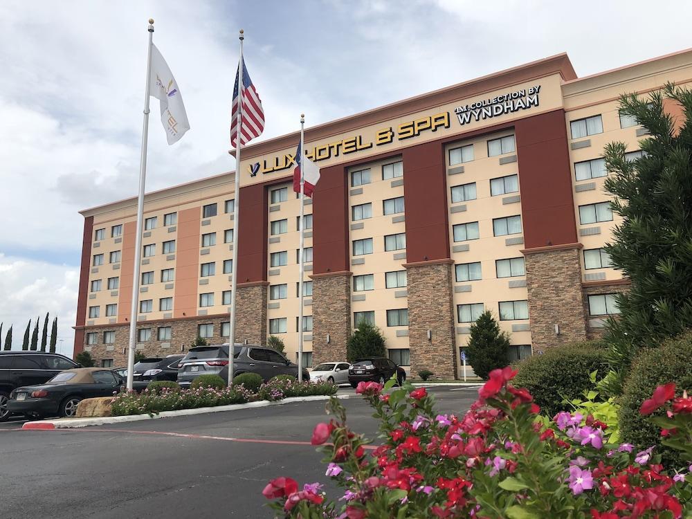 Lux Hotel & Spa, Trademark Collection By Wyndham Arlington Extérieur photo